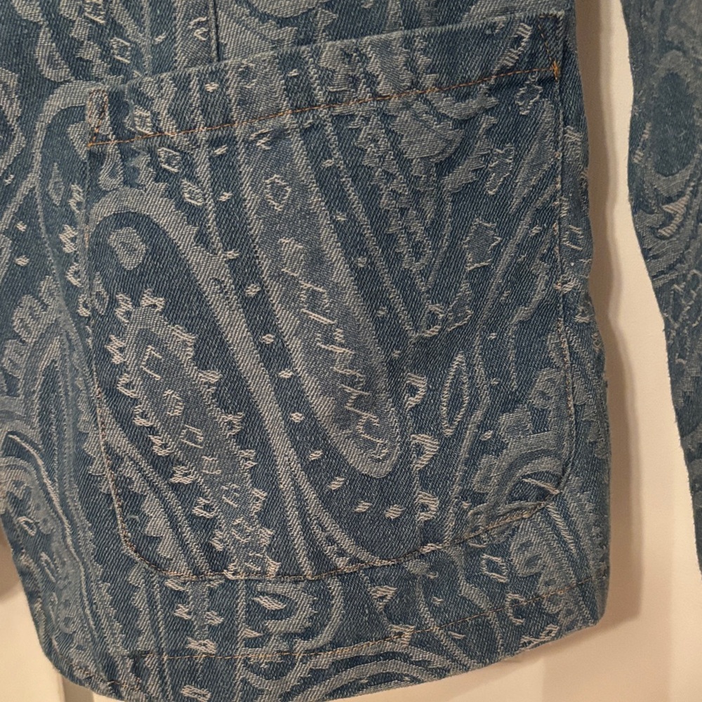 Solitaire Denim Blue Paisley Blazer - Picture 6 of 8